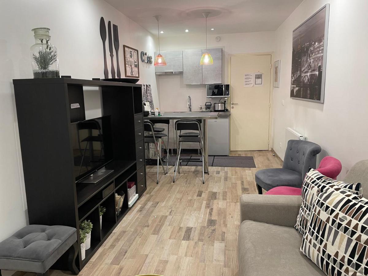 Bel Appartement Au Coeur De Париж Екстериор снимка